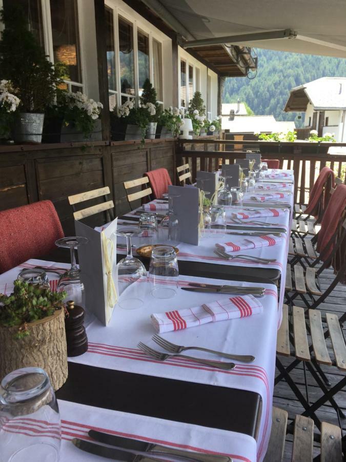 Hotel Le Grand Chalet Favre Saint-Luc Exterior foto